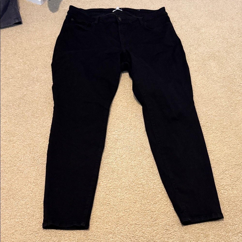 STS Blue Women's Black Jeans